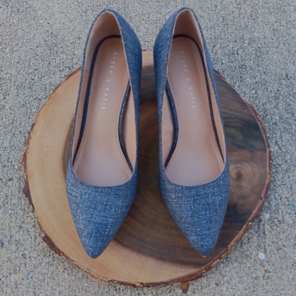 Kelly & Katie| Blue Pointed Toe Women's Chunky Rounded Heels Sz 8.5